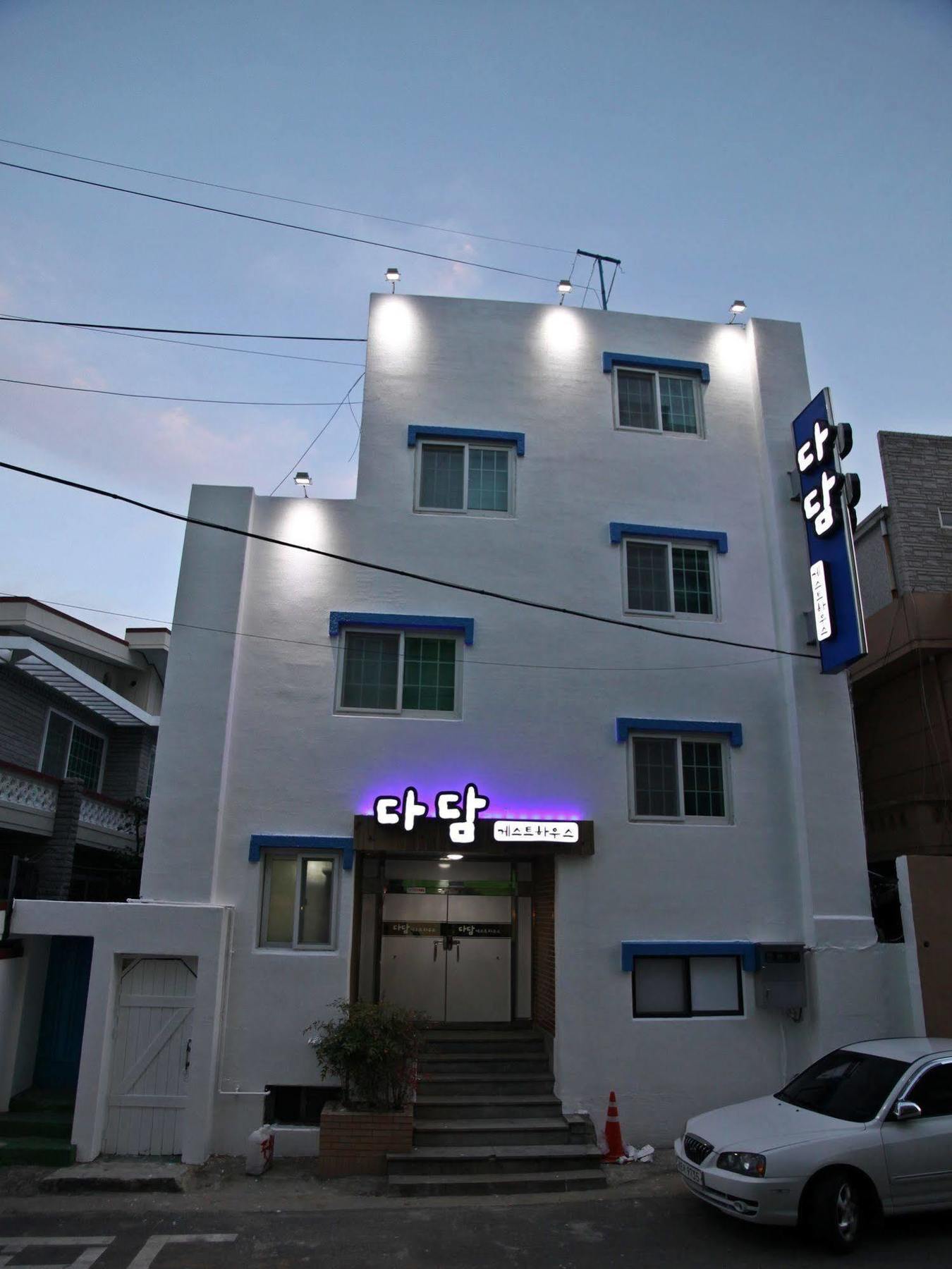 Dadam Guesthouse ยอซู ภายนอก รูปภาพ